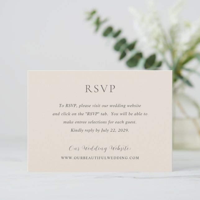 Stilvolle Beige Moderne Hochzeit RSVP Karte (Stehend Vorderseite)