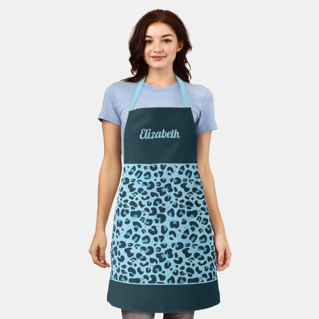 Stilvolle blaue Leopardendruckerei mit einem gürtl Schürze (Getragen)