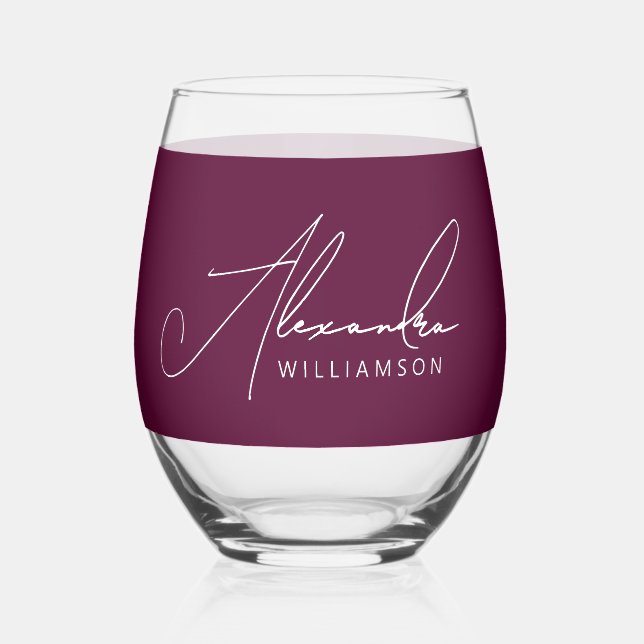 Stilvolle Burgundy White Modern Calligraphy Name Weinglas Ohne Stiel (Vorderseite)