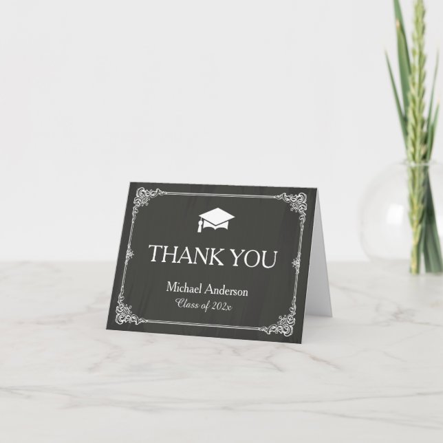 Stilvolle Chalkboard Grad Abschluss Vielen Dank Dankeskarte (Vorderseite)