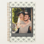 Stilvolle Elegante Schwarz-weiße Linie Art Custom Planer<br><div class="desc">Personalisierte stilvolle Elegante Schwarz-weiße Linie Art Paare Foto Planer</div>