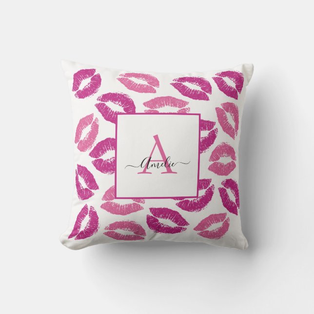 Stilvolle Girly Pink Kisses Lips Monogramm Name Kissen (Vorderseite)