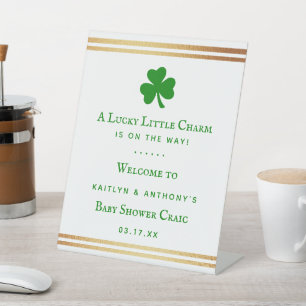 Stilvolle Gold Foil St. Patrick's Day Baby Shower Sockelschild
