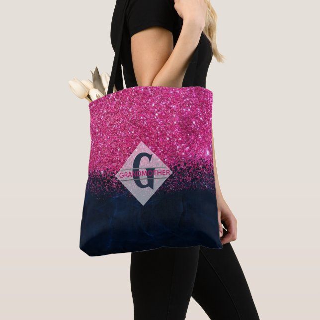 Stilvolle GRANDMOTHER-Tasche Mit Monogramm Tasche (Von Nahem)