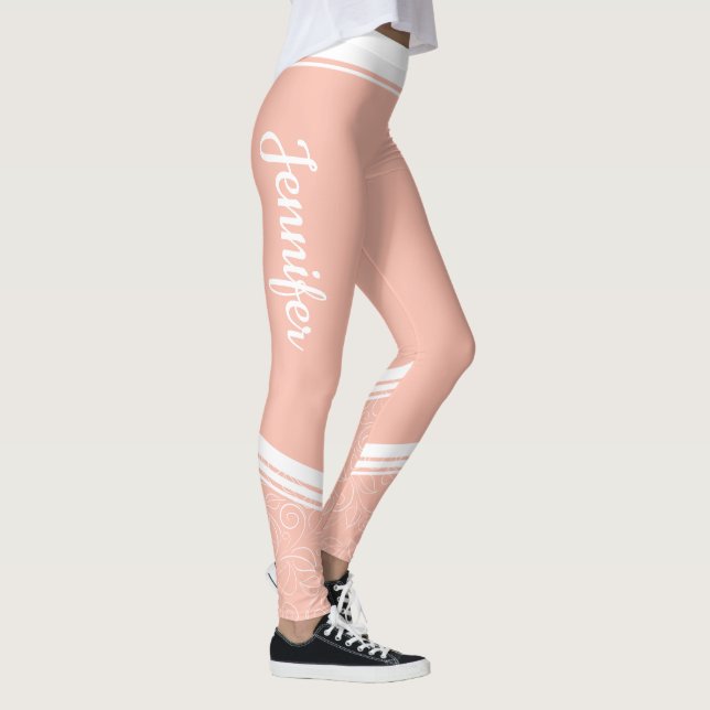 Stilvolle, hellrosa, blumenweiße Streifen und Name Leggings (Rechts)