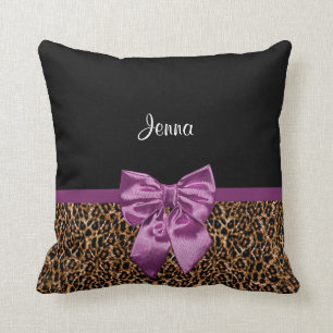 Stilvolle Leopard Print Elegant Lila Bow and Name Kissen