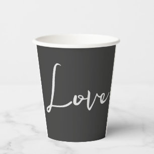 Stilvolle Liebe-Hochzeit mit grauem Hintergrund Pappbecher
