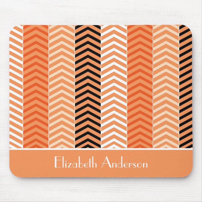 Stilvolle, moderne, orange Zickzack Streifen und N Mousepad (Vorne)