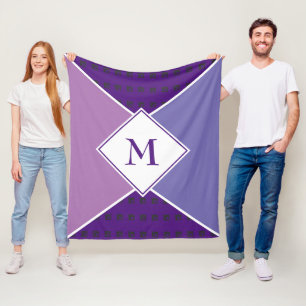 Stilvolle MONOGRAM Geometric Lila Mauve Lilac Fleecedecke