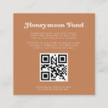 Stilvolle Retro-Brown Zucker Honeymoon-Fonds QR-Co Begleitkarte<br><div class="desc">Ein Retro-Chic-Thema: adoptier dieses Vintage und stilvolle typografische Design für dein Hochzeitsgeschenk, mit einem braunen Thema Zuckerfarbe. Einfach zu mischen und mit unserer ähnlichen Schreibwaren erhältlich in gebrannten Orange, Terrakotta & Pfirsichpink. Vollständig anpassbare Textfarben und Hintergründe. Ersetzen Sie das Bild durch Ihren eigenen QR-Code, um Ihren Gästen den Zugang zu...</div>