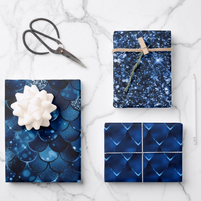 Stilvolle Royal Blue Dragon & Mermaid Scales Glitz Geschenkpapier Set (Vorderseite)