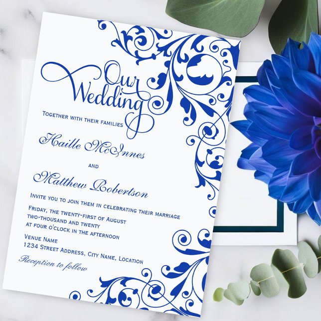 Stilvolle Royal Blue Wirbel Wedding Einladung (Royal blue swirls and elegant script 'Our Wedding" text wedding invitation.)