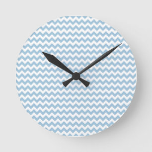 Stilvolle runde Uhr, blaue und weiße Chevronen Runde Wanduhr