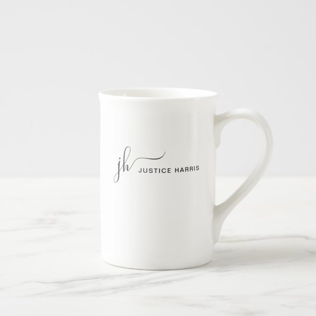 Stilvolle Script Monogram Modern Simple Personalis Prozellantasse (Rechts)