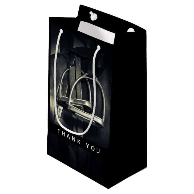 Stilvolle Silver Stirrups auf English Riding Saddl Kleine Geschenktüte (Vorderseite Schrägansicht)