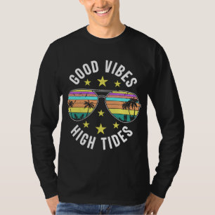 Stilvolle Sonnenbrille mit guten Lichtverhältnisse T-Shirt