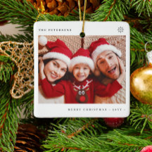 Stilvolle Weihnachts-Minimal-Spaß-Foto-Familie