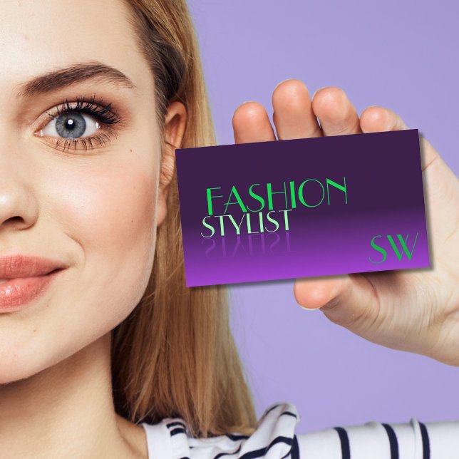 Stilvoller Lila und Green Mirror Schriftart mit Mo Visitenkarte (Von Creator hochgeladen)