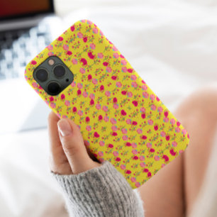 Stilvoller rosa Blumenprint auf Gelb Case-Mate iPhone Hülle