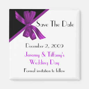 Stilvoller schwarzer und lila Save the Date Magnet