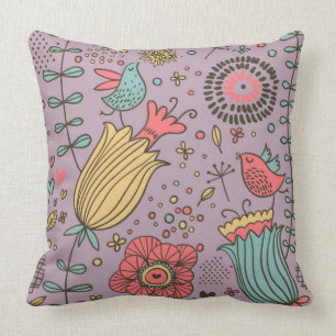 Stilvolles Blumenmuster mit Blumen Kissen