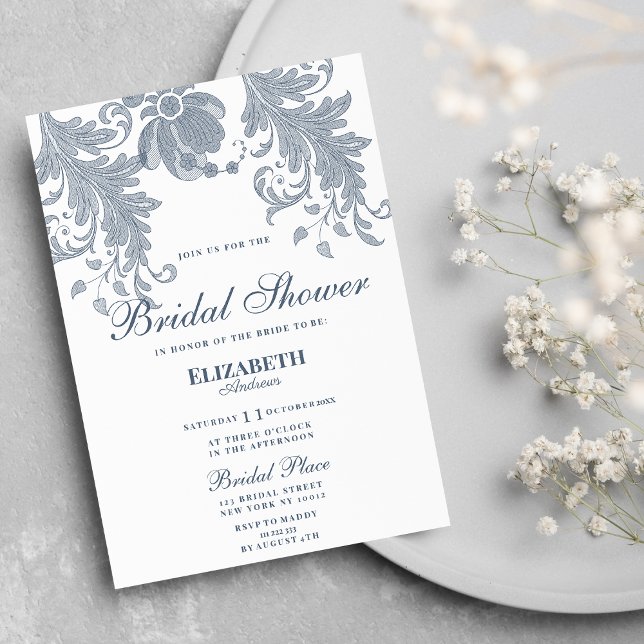 Stilvolles Brautparty aus weißem Lila-Blau Einladung (Stylish white mauve blue floral lace Bridal Shower)