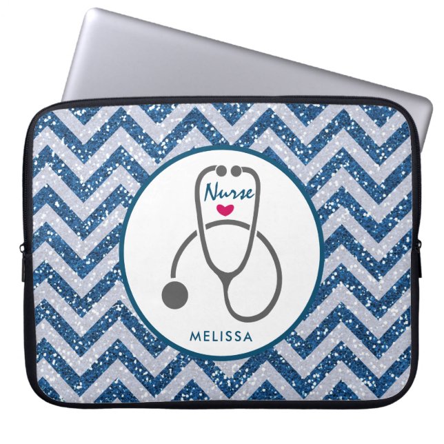 Stilvolles graues PflegeStethoskop auf Blue Zickza Laptopschutzhülle (Vorderseite)
