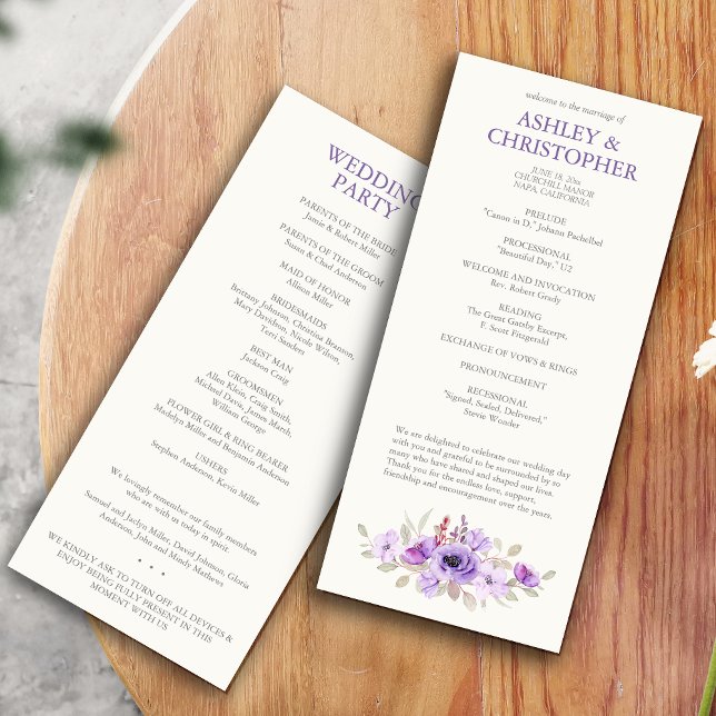 Stilvolles Lavender Floral Bouquet Wedding Program (Von Creator hochgeladen)