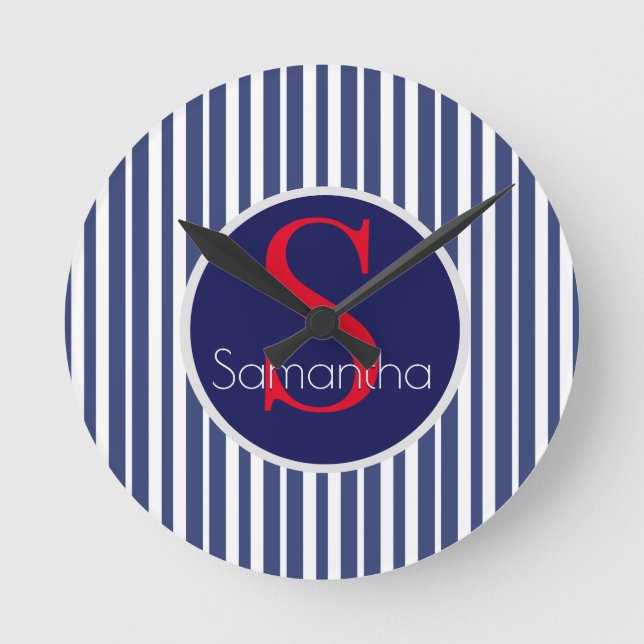 Stilvolles marineblau-rot gestreiftes Anfangsmonog Runde Wanduhr (Vorderseite)
