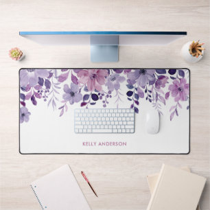 Stilvolles Monogramm Lila Wasserfarbe floral Schreibtischunterlage