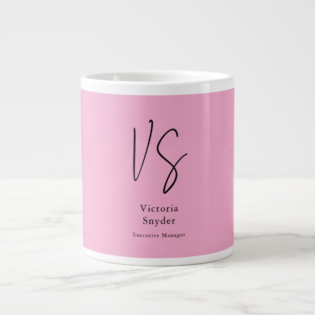 Stilvolles Monogramm Professional Hellrosa Jumbo-Tasse (Vorderseite)