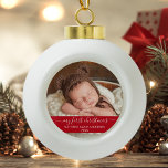 Stilvolles Skript Mein erstes Weihnachtsbaby Red Keramik Kugel-Ornament<br><div class="desc">Elegantes,  trendiges Script Mein erstes Weihnachtsjunges Foto Red Ornament</div>