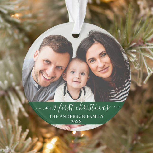 Stilvolles Skript Unsere erste Weihnachtsfamilie G Ornament (Baum)