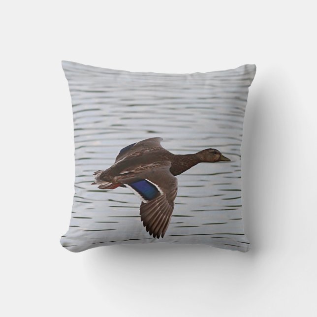 Stockentenente im Flug Kissen (Vorderseite)