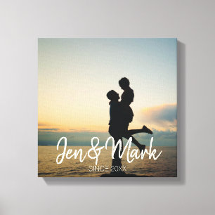 Stolen Foto. Name und Jahr Typografie. Leinwanddruck