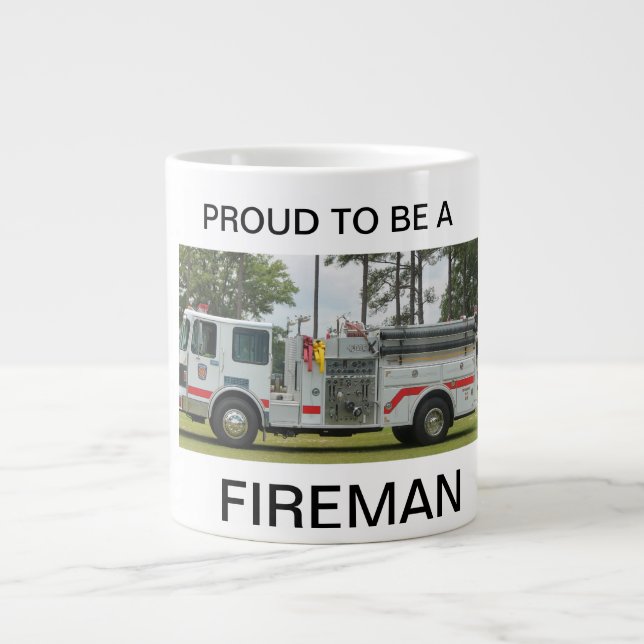 Stolz als Fireman-Tasse Jumbo-Tasse (Vorderseite)
