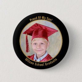 Stolz auf Ihren graduierten Foto-Knopf Button