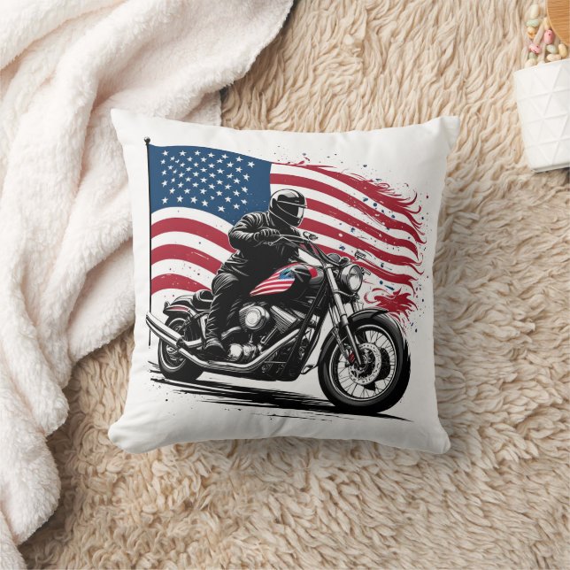 Stolz reiten mit amerikanischer Flagge im Sonnenun Kissen (Decke)