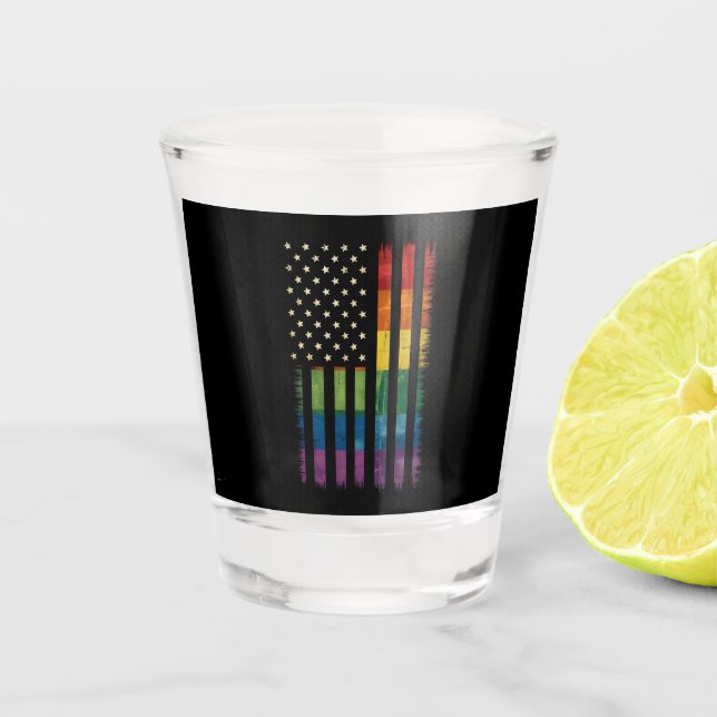 Stolz USA Amerika Regenbogenflagge LGBTQ gestört Schnapsglas (Vorderseite)