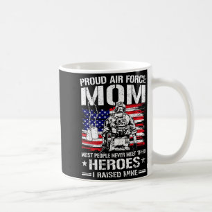 Stolze Air Force-Mutter zog Helden groß, Flagge Lu Kaffeetasse