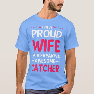 Stolze Ehefrau des Phantastischen FANGERS T-Shirt