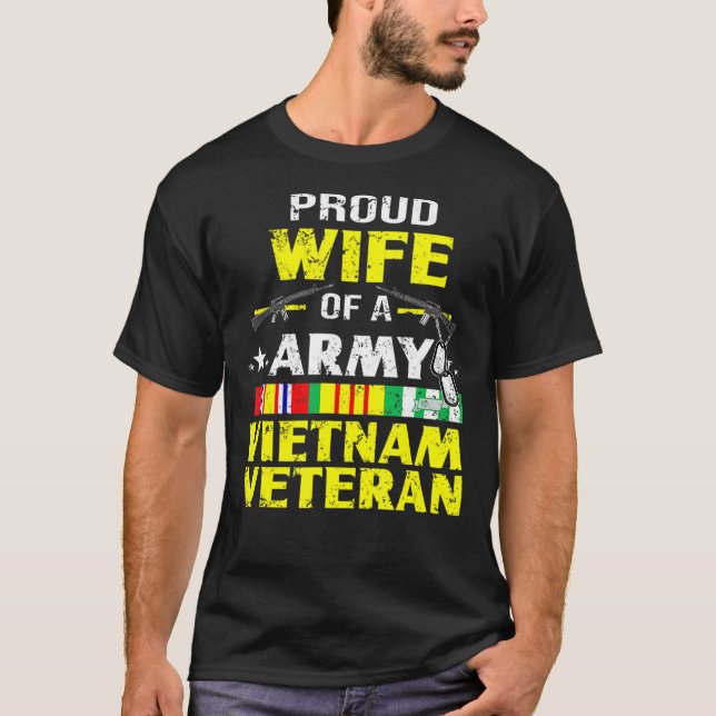  Stolze Ehefrau des Veteranen der Armee in Vietnam T-Shirt (Vorderseite)