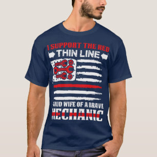Stolze Ehefrau eines Brave Mechanic T Shirt
