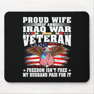 Stolze Ehefrau eines Irakkriegsveteranen - militär Mousepad