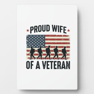 Stolze Ehefrau eines Veteranen Patriotisches Shirt Fotoplatte