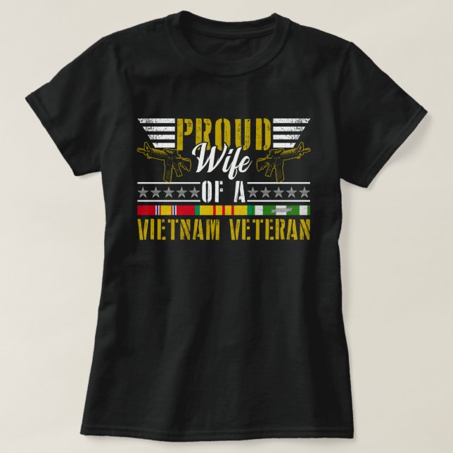 Stolze Ehefrau eines vietnamesischen Veteranen| Pr T-Shirt (Design vorne)