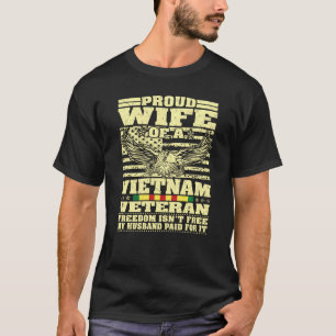 Stolze Ehefrau Vietnams - Militärfreiheit I T-Shirt