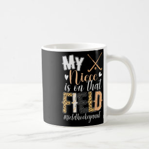 Stolze Field Hockey Tante eines Field Hockey Spiel Kaffeetasse