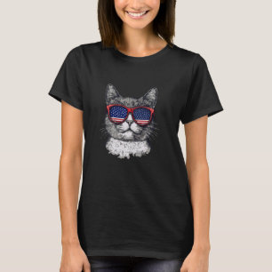 Stolze Katze trägt mutige Amerika-Brille für die F T-Shirt