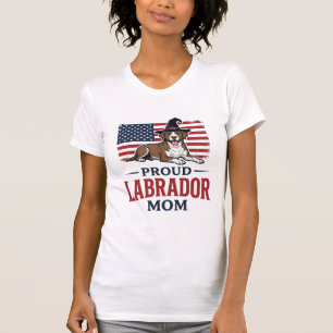 Stolze Labrador-Mama patriotisches Hund-Halloween- T-Shirt